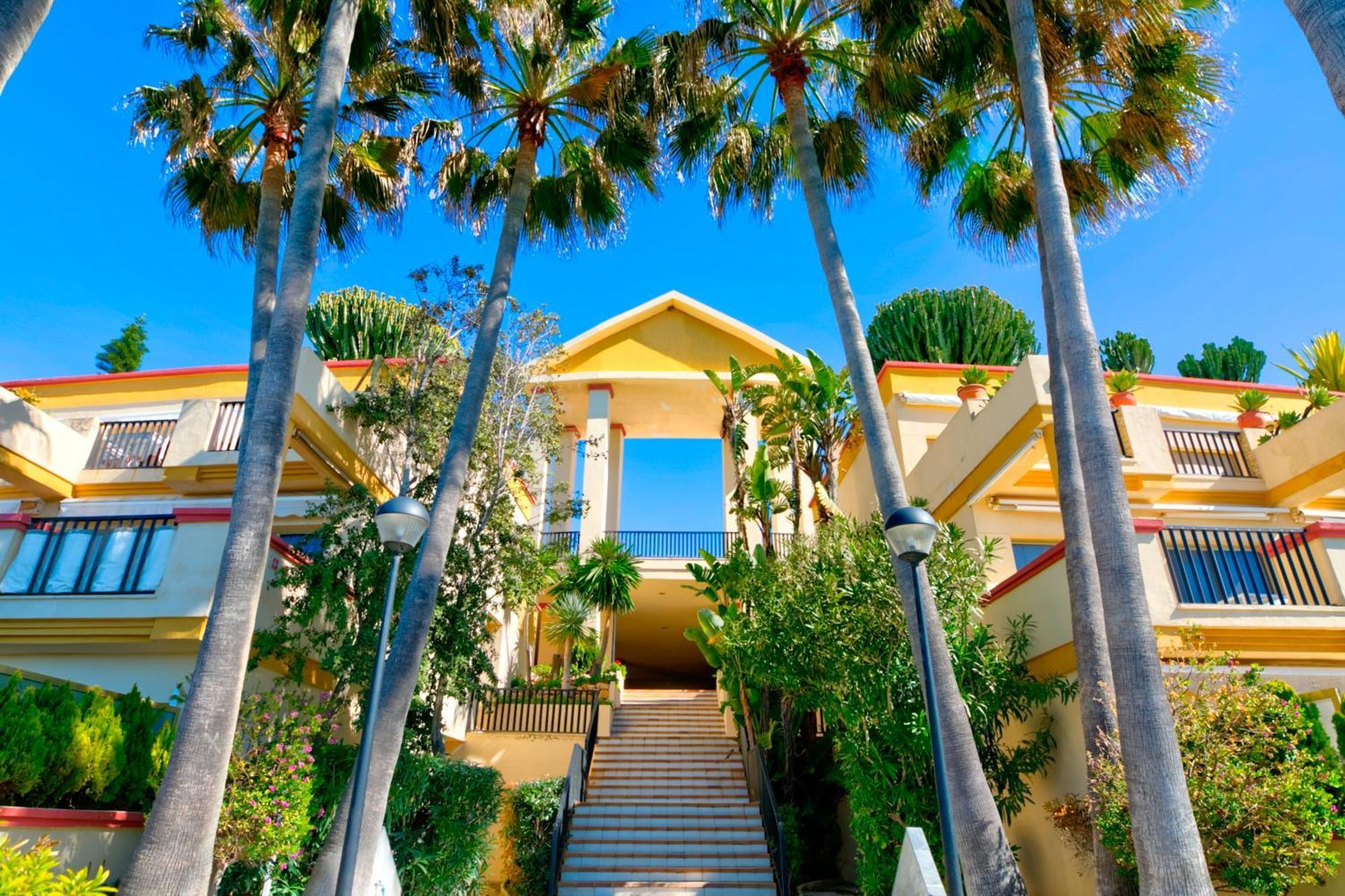 Romana Playa 323 Apartment By Ghr Rentals Marbella Luaran gambar